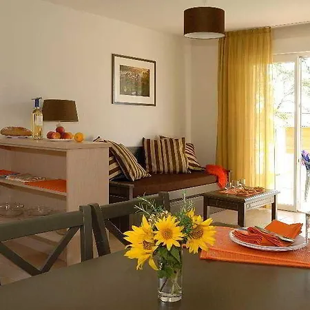 Madame Vacances - Du Golf D'armagnac 3* Eauze